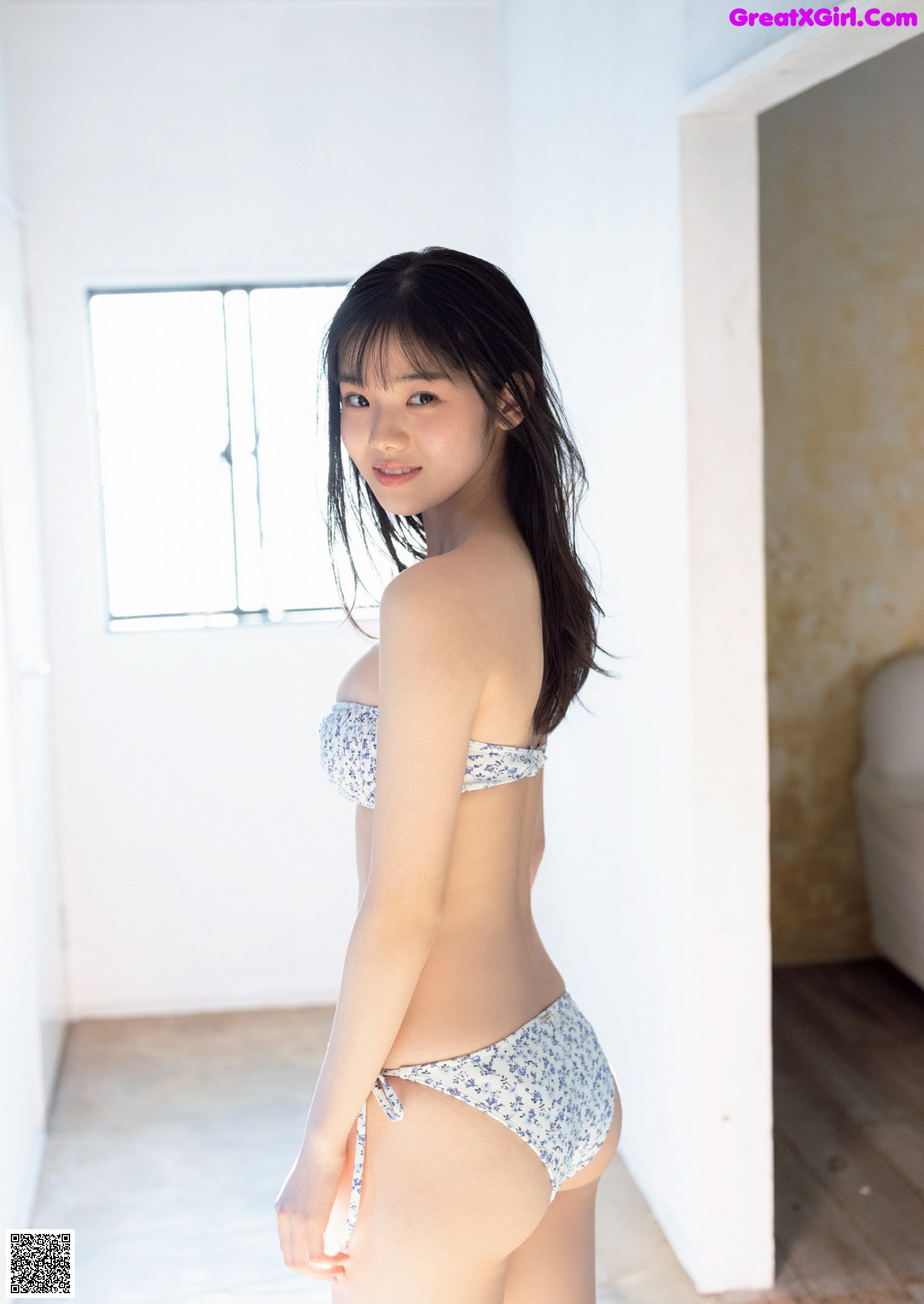 Kohaku Shida 志田こはく, Weekly Playboy 2022 No.14 (週刊プレイボーイ 2022年14号) P6 No.6b21a4 Image No.4